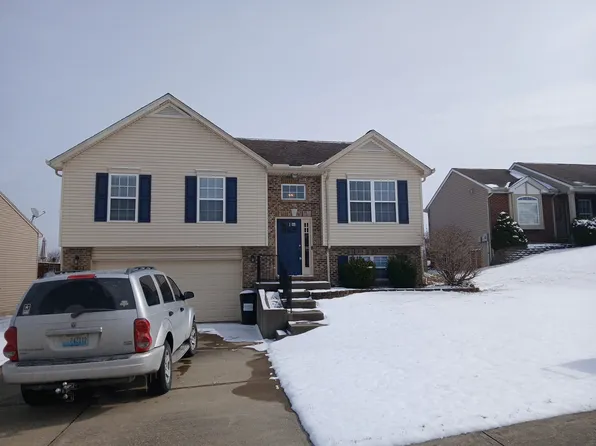 2958 Emma Ln, Hebron, KY 41048