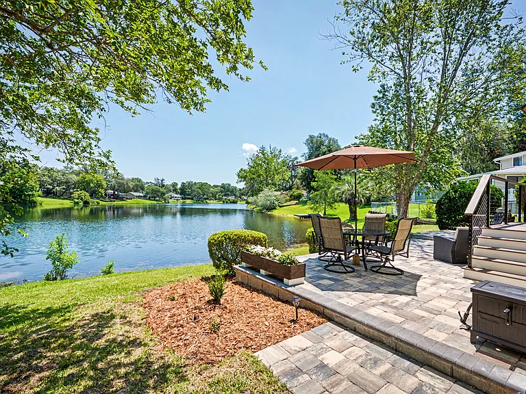 4487 Carolyn Cove Ln S — Photo 8