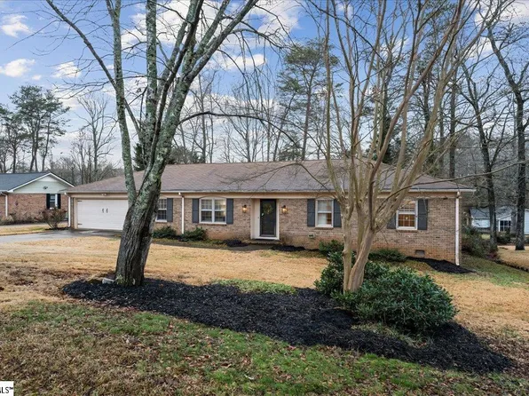 101 Ryan St, Taylors, SC 29687