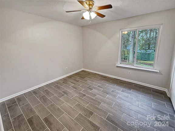 5th image of 1639 Windy Rush Ln