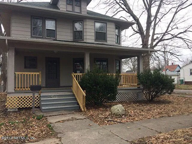 111 Ridge St photo 1