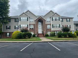 914 Scholastic Ct, Winston Salem, NC 27106