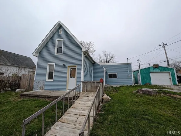 454 W South St, Frankfort, IN 46041