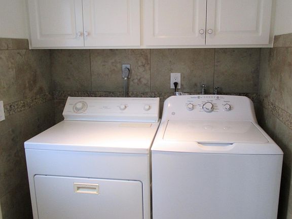 4th image of 726 Sherwood St
