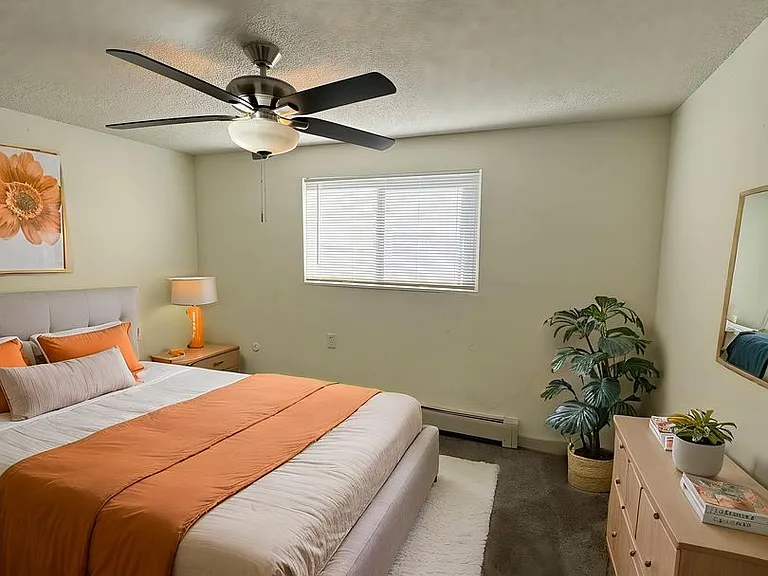 2915 Straus Ln. — Photo 11