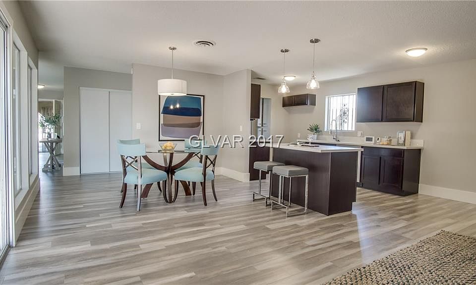 1st image of 3081 Liberty Cir N