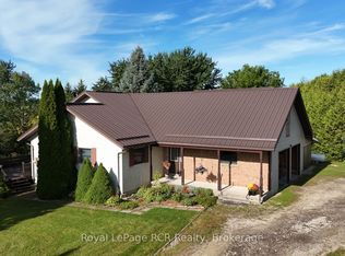 9870 Creek Rd, Minto, ON N0G 1M0
