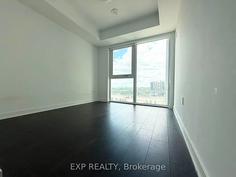 105 Oneida Cres #902 — Photo 11