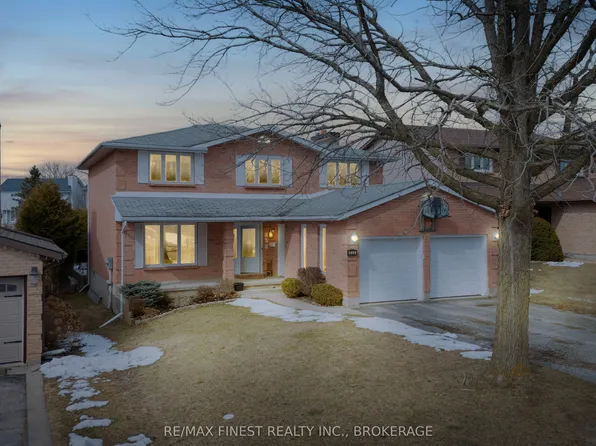 838 Woodside Dr, Kingston, ON K7P 1T2