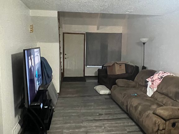 3rd image of 604 E Mill St #604