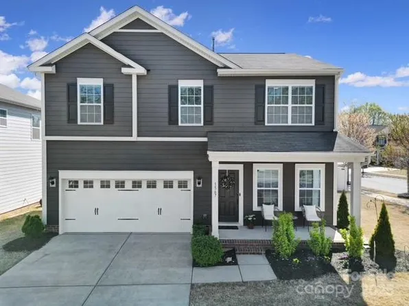 1567 Spring Blossom Trl, Fort Mill, SC 29708