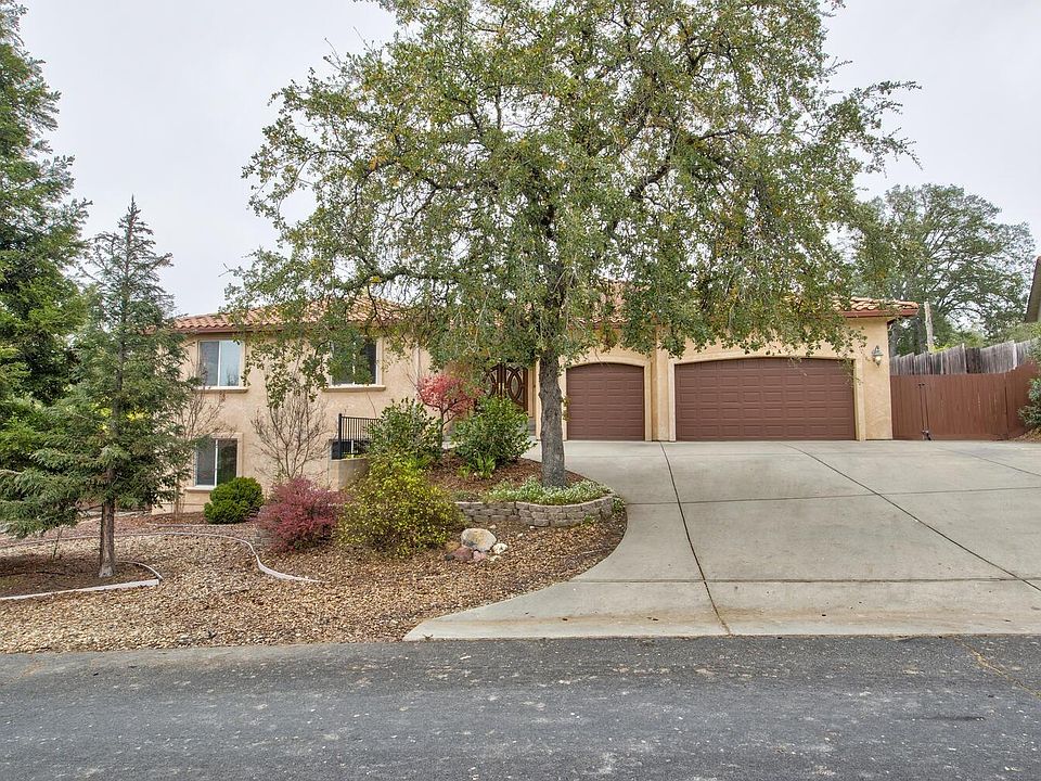 1st image of 2695 Huckleberry Ln