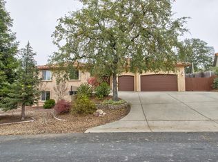 2695 Huckleberry Ln, Valley Springs, CA
