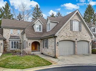 5 Tartan Ridge Rd, Burr Ridge, IL 60527
