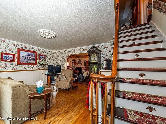3rd image of 336 Columbus Ave