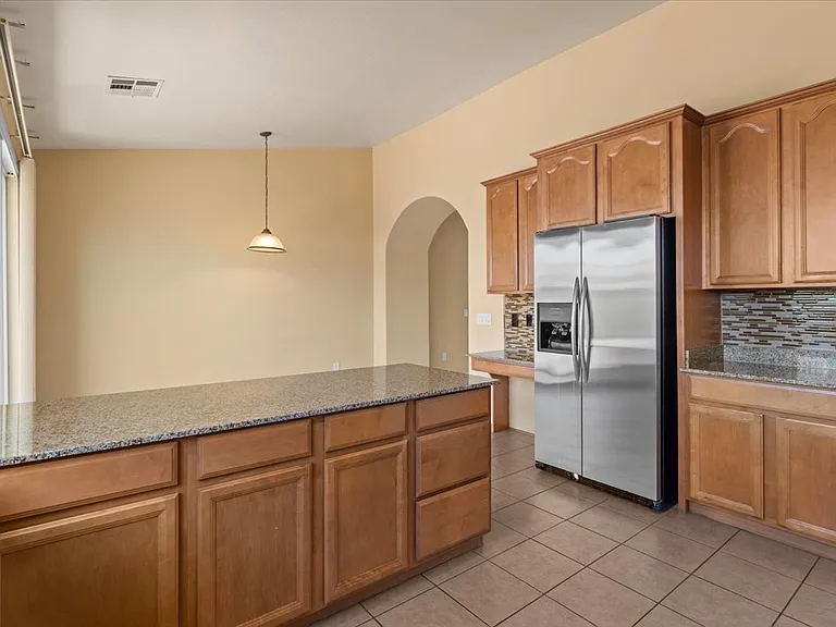 2435 E Desert Broom Pl — Photo 19