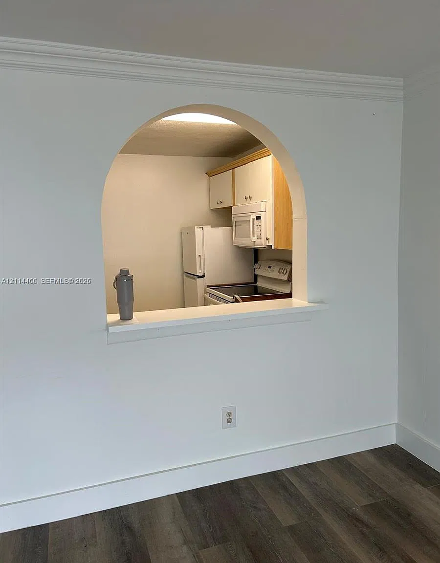 Montecarlo Condo — Photo 4