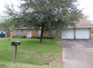 1621 Alta Vista Dr, Alvin, TX 77511