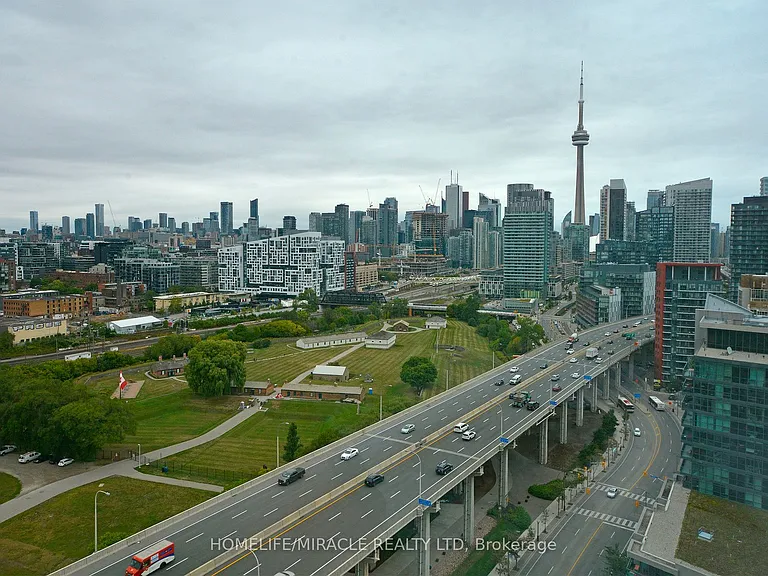 231 Fort York Blvd #2310 — Photo 26