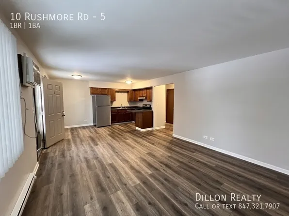 10 Rushmore Rd #5, Fox Lake, IL 60020