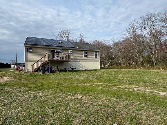 4th image of 5432 Lake Rd
