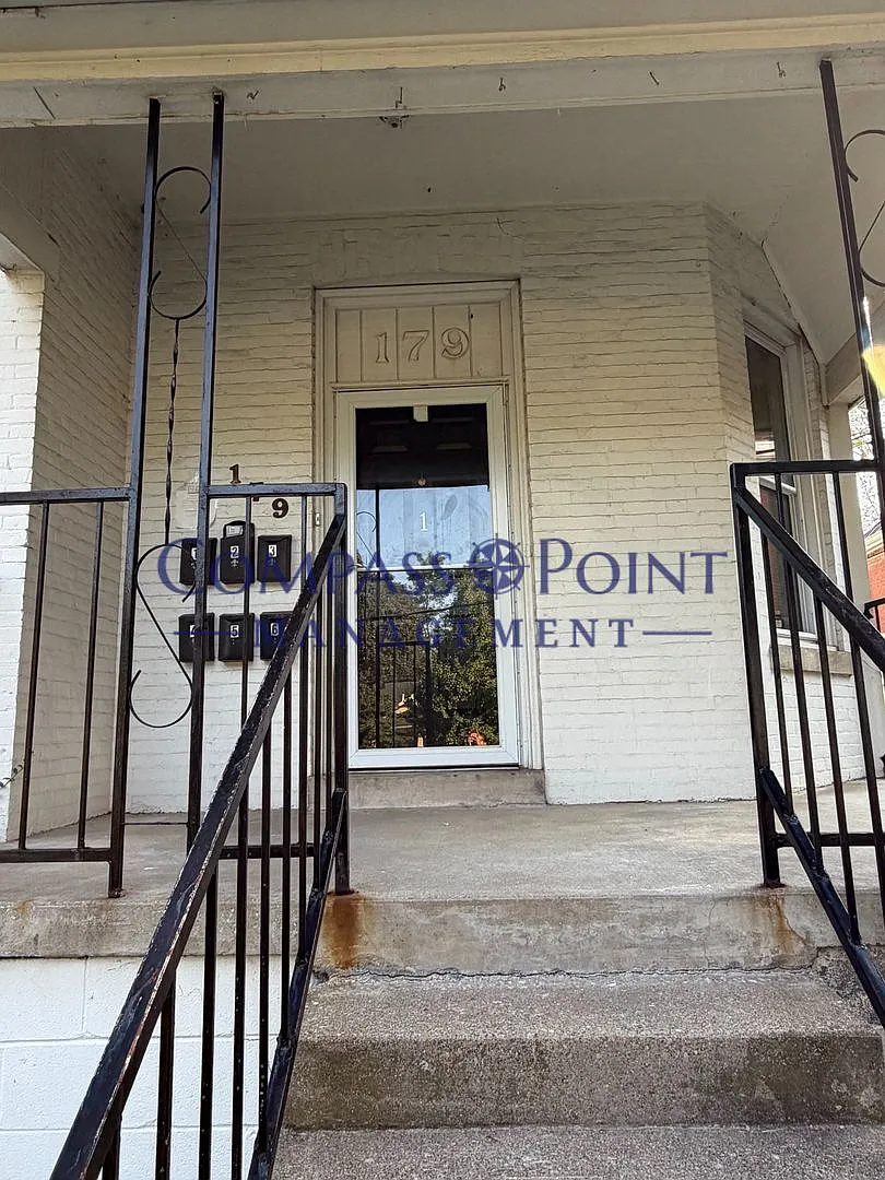 179 E. Loudon Ave — Photo 2