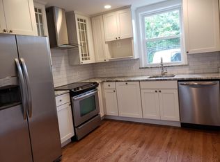 3652 Edison St, Alexandria, VA 22305