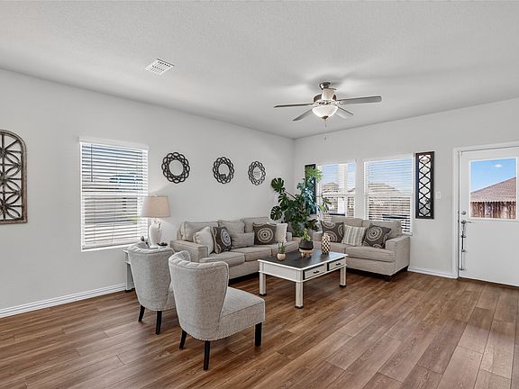 5th image of 1518 Wind Springs Dr