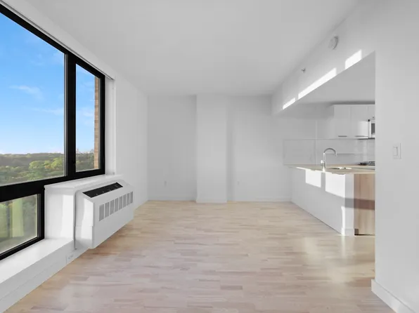 626 Flatbush Avenue image 14 of 29