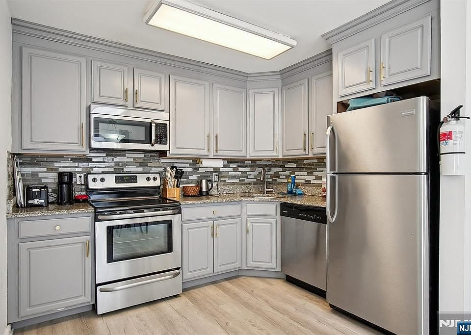 1st image of 416 68th Street #11