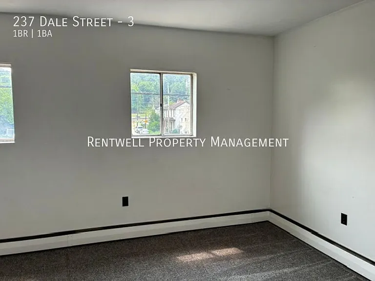 237 Dale St #3 — Photo 6