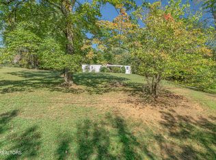 147 Old Jones Rd, Harriman, TN 37748