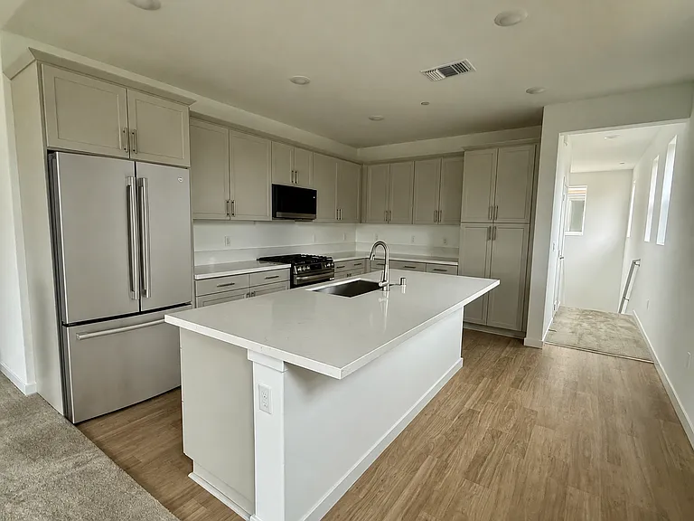 1738 River Vista Way — Photo 3