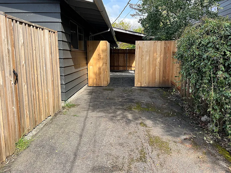 2008 SE Taggart St #2008 — Photo 5