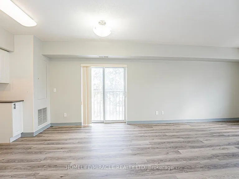 274 Erb St W #610 — Photo 10