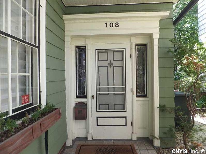 2nd image of 108 Circle Rd