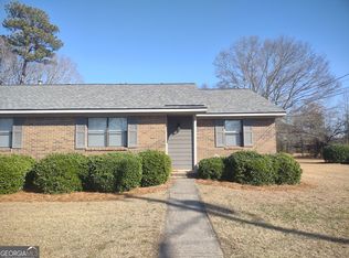 8458 Susan Ln, Jonesboro, GA 30238