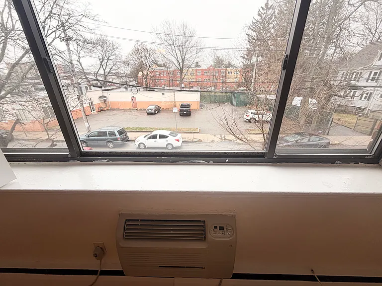 122A Dustin St #21A — Photo 12