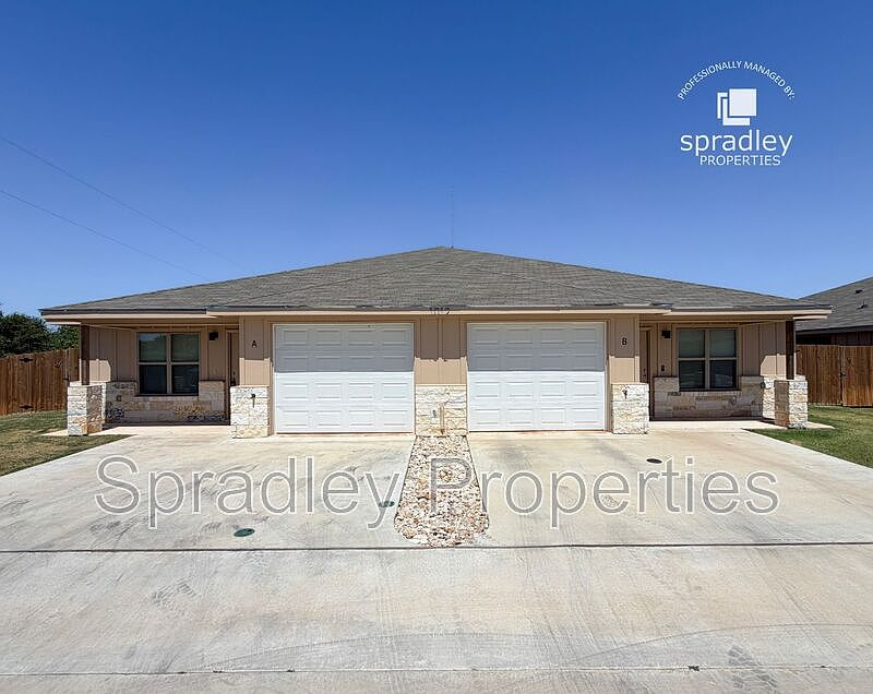 1st image of 1012A Llano Ct