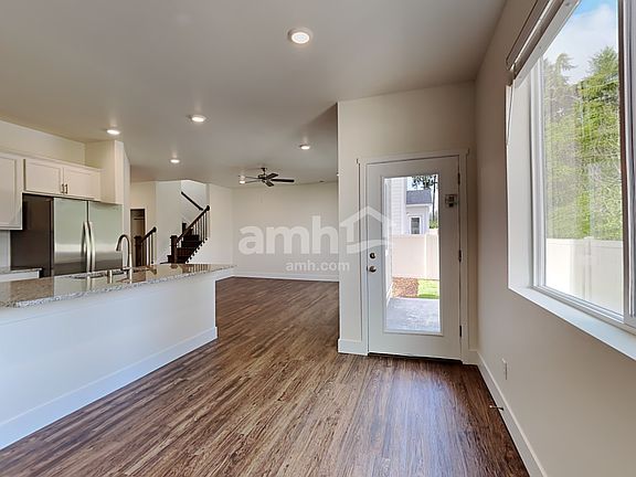 5th image of 19310 16th Avenue Ct E