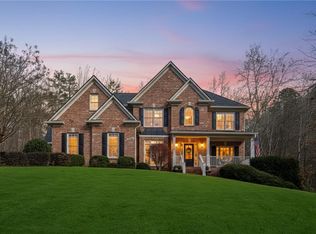 435 Oak Forest Dr, Dawsonville, GA 30534