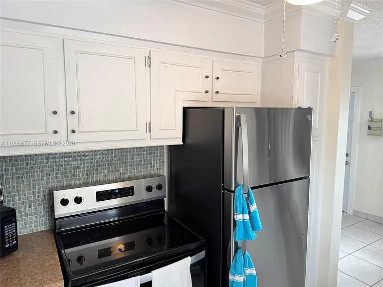 920 SW 11th Ave #11D — Photo 7