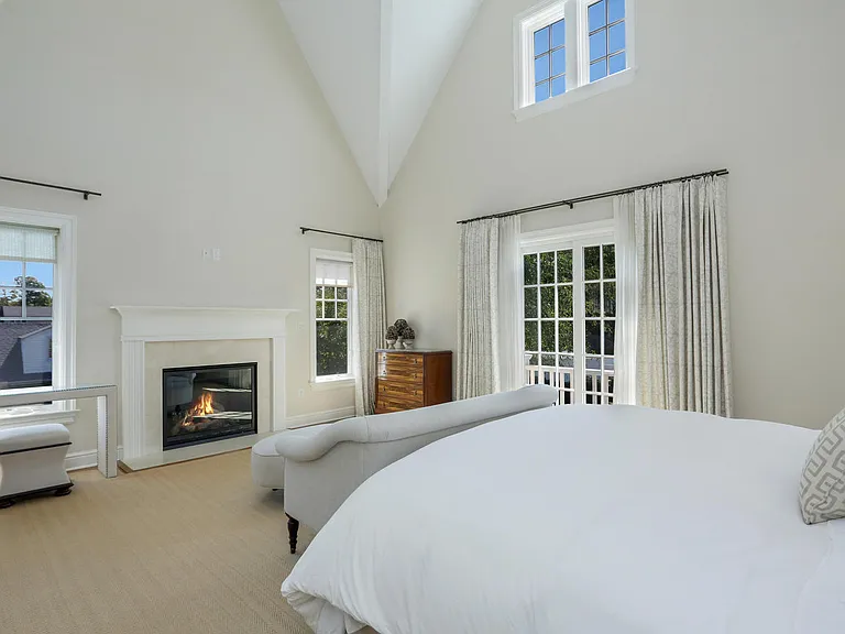 32 Reynolds Pl #A — Photo 14