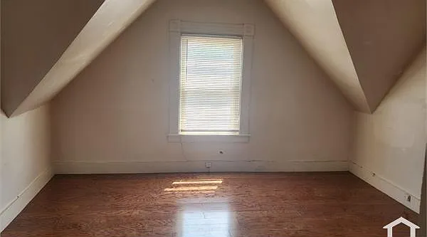 18 Elmdale St #3 — Photo 11