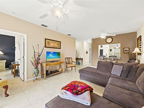 5th image of 14960 Vista View Way #832