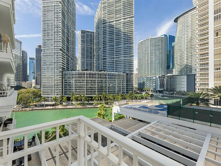 801 Brickell Key Blvd #806 — Photo 15