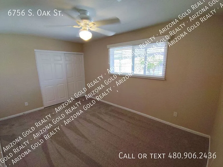 6756 S Oak St — Photo 20