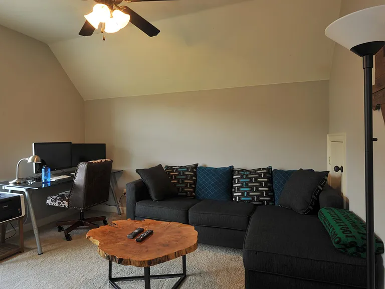 1416 Lansing St — Photo 16