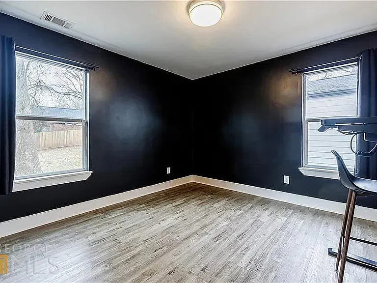 2573 Joyce Ave — Photo 19