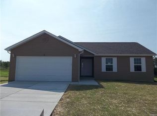 24 Colton Jesse Dr, Winfield, MO 63389